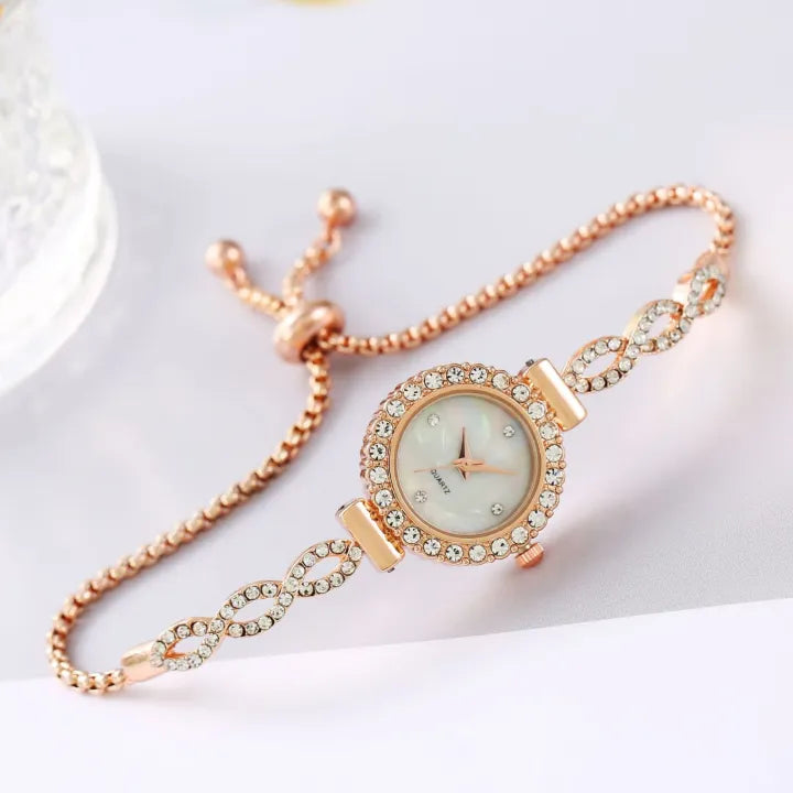 Elegant Golden Bracelet Watch (Women's Small Dial)